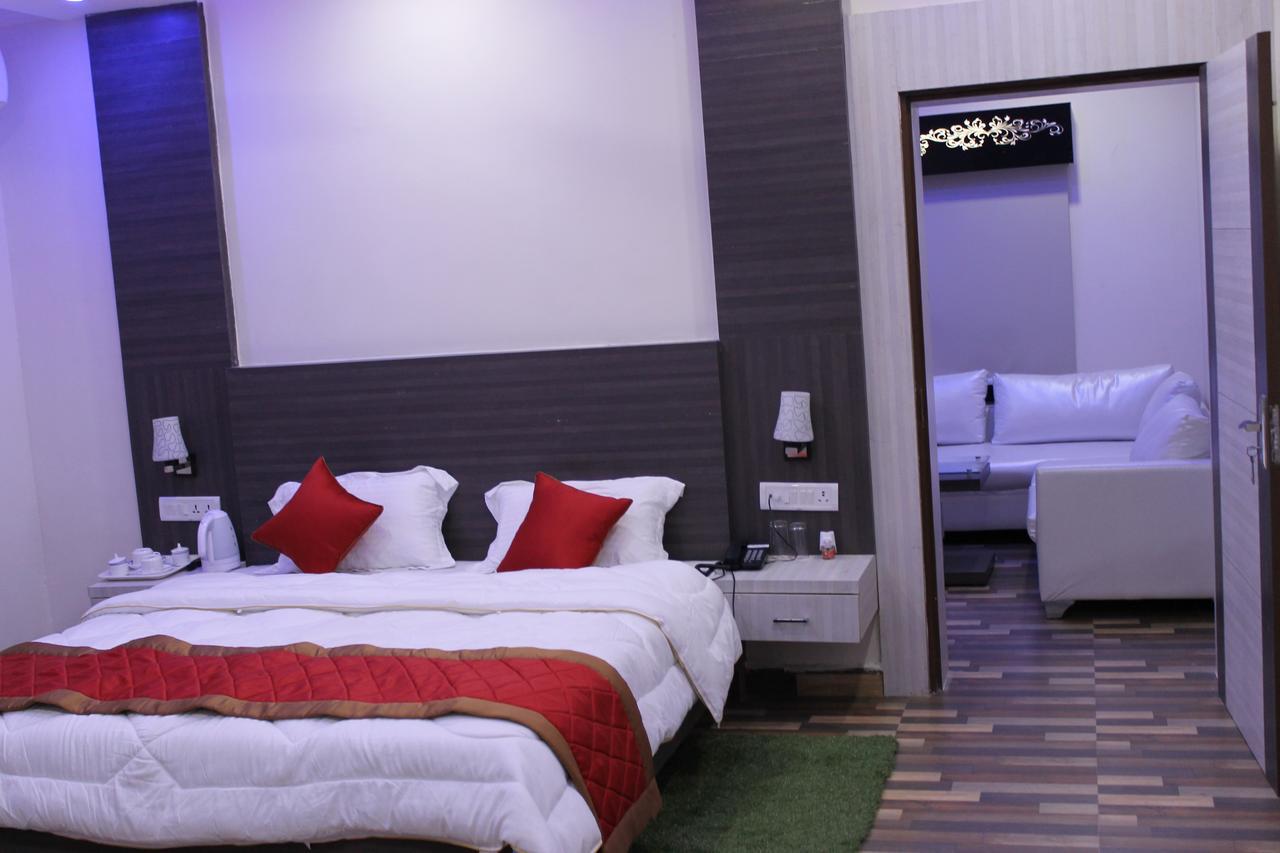 Kitchen Hut Hotel Nepalgunj Exterior photo